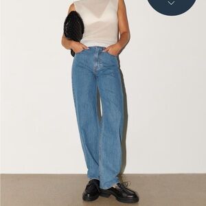 Abercrombie high rise taper Jeans size 28 NWT